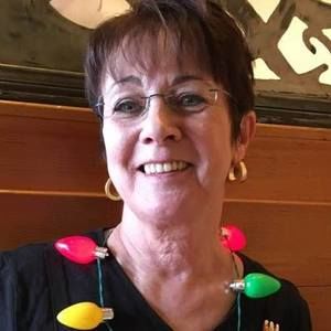 Meet your Posher, Lorraine